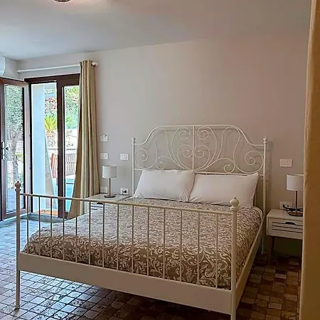 La Botte E Il Vino 4* Capoterra